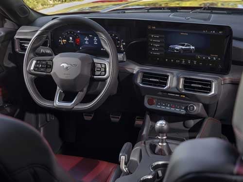 2024 Ford Mustang dashboard
